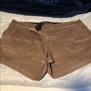 Torrid Tan Cargo Shorts with button and zip Waist. 3 inch